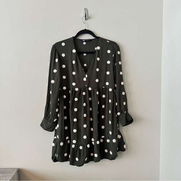 Zara Long Sleeve Polka Dot Appliqué Mini Dress (Size: Medium) - Picture 2 of 10